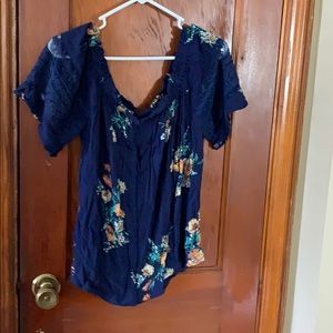 Off the shoulder top xl